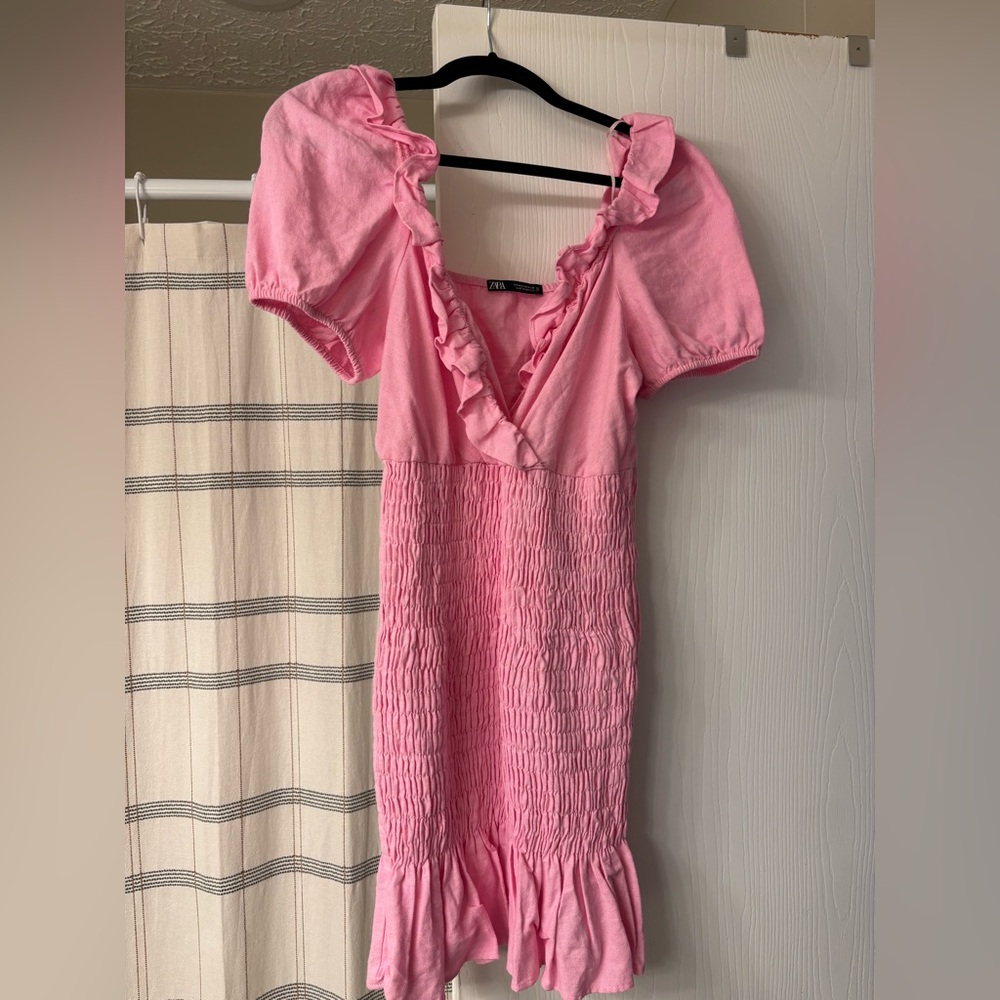 Zara mini dress. Light pink with ruffles.